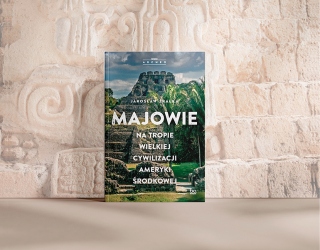 książka "Majowie" na neutralnym tle